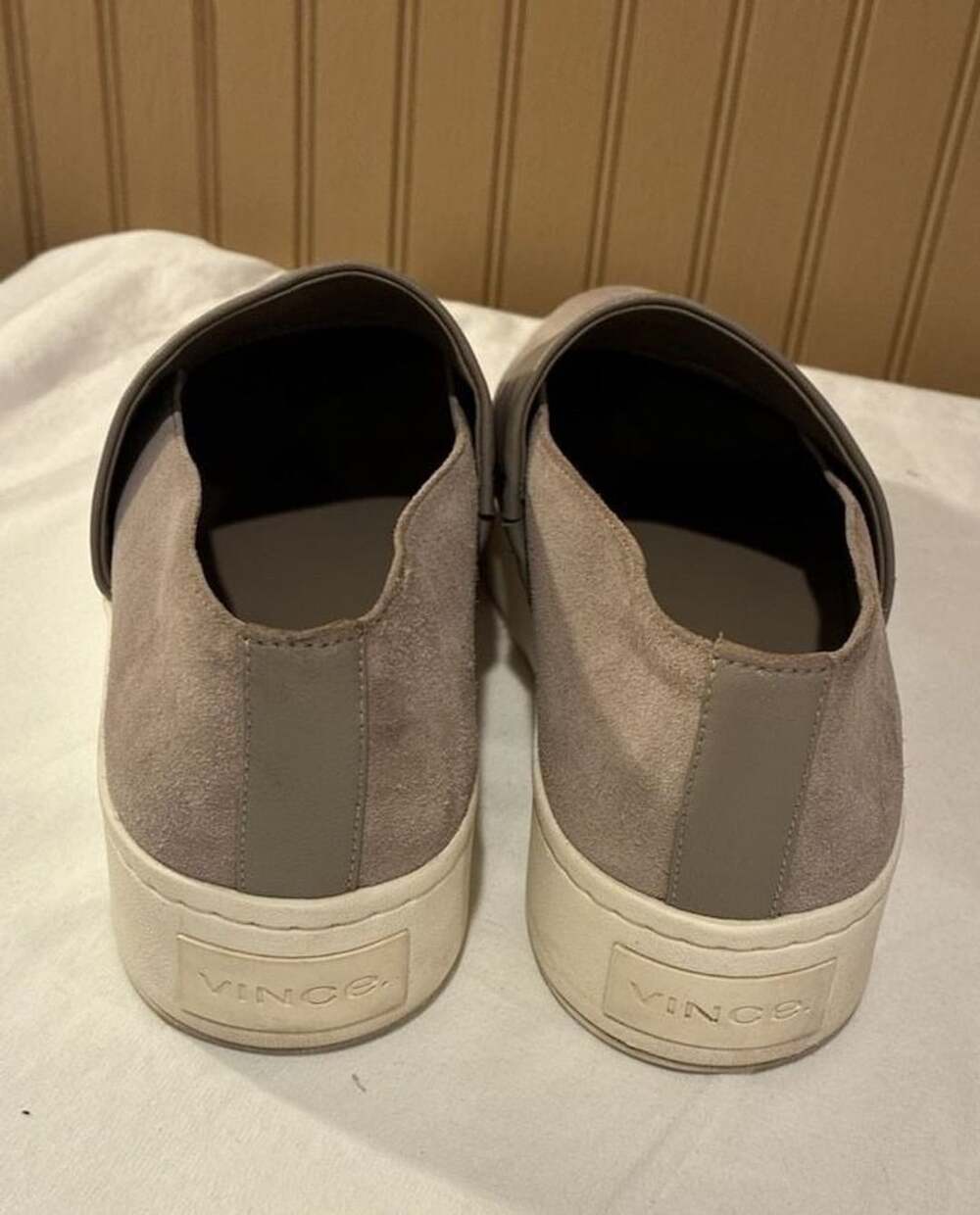 Vince Warren Eco Platform Slip On Sneakers Size 9M Grey Suede